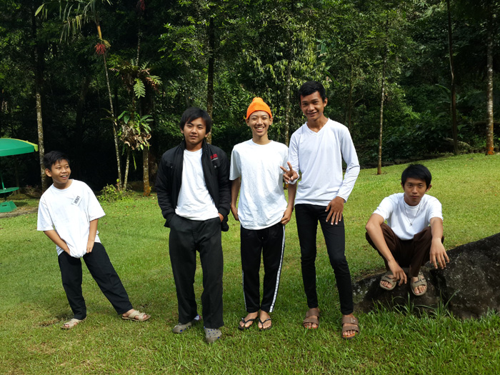 Senandung Sutra Irama Hidup