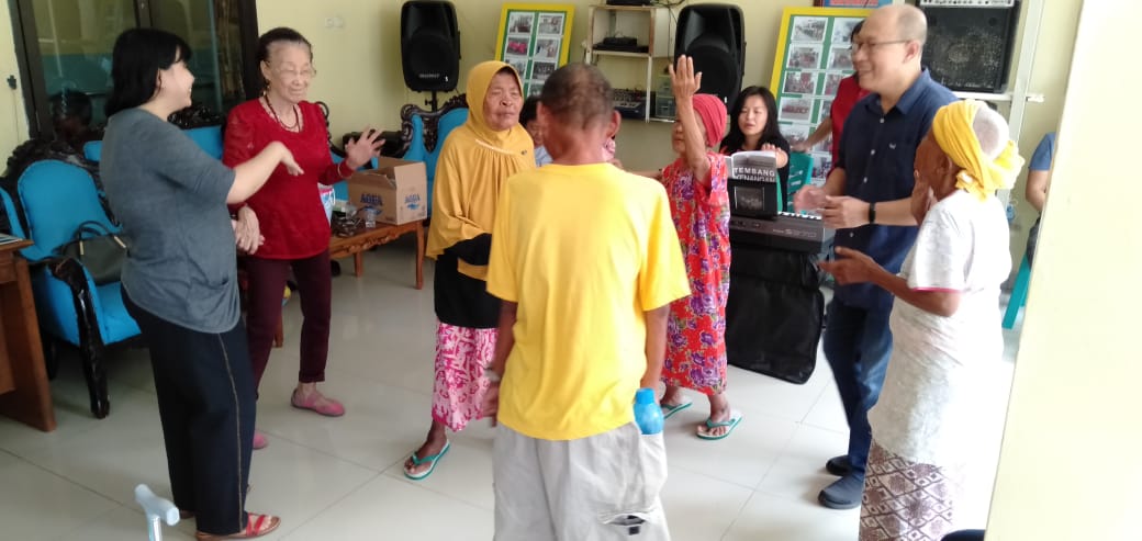 Temu Kangen Oma dan Opa