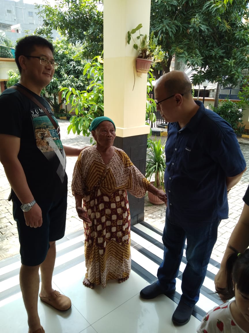 Temu Kangen Oma dan Opa