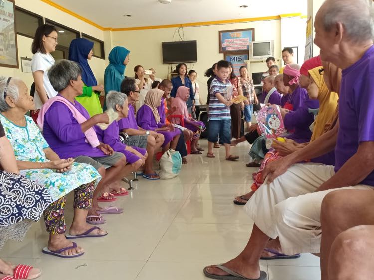 Sayang Oma dan Opa