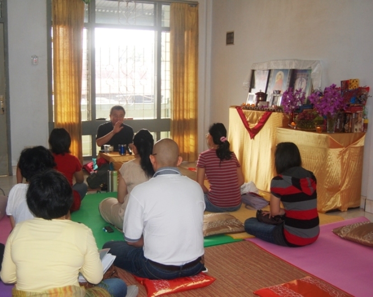 Kunjungan dan Bincang Dharma di Jambi dan Palembang